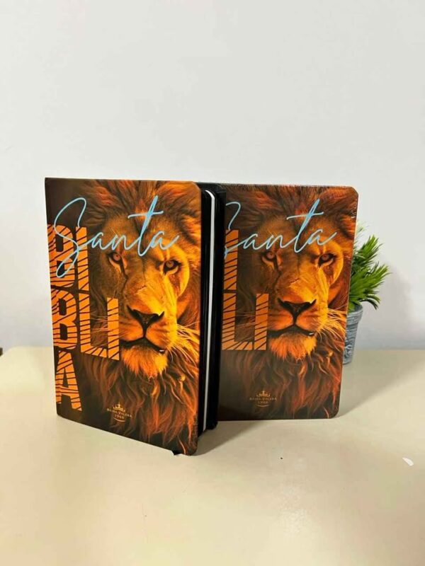 Biblia Reina Valera 1960 letra grande. Tapa dura, León de Judá, tamaño manual/RVR 1960