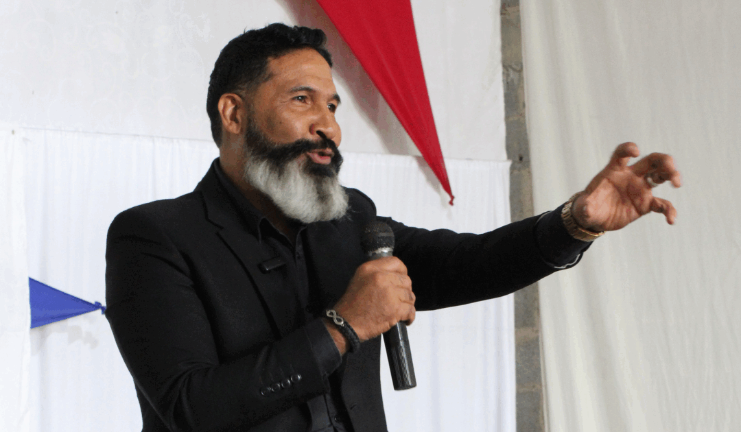 Congreso de Hombres «La Cosmovisión»: Un llamado a la masculinidad consciente, con el pastor Romni Blanco