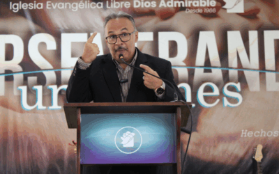 Cumbre Teológica 2025: Oswaldo Peña insta a asociarse y capacitar a líderes para «no morir en el intento» de impulsar la educación teológica