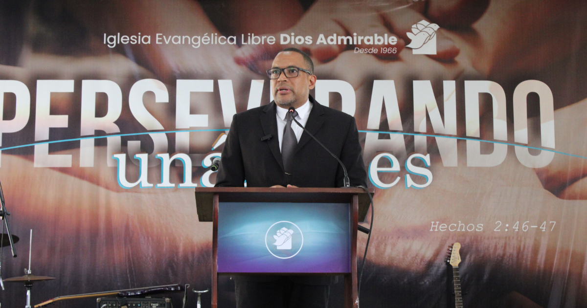 Cumbre Teológica 2025: La cultura institucional y la calidad docente, claves para la excelencia académica, según el Dr. Luis Blanco